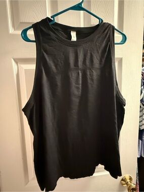 NWOT lululemon athletica Black Swiftly relaxed tank top - hip length size 14
